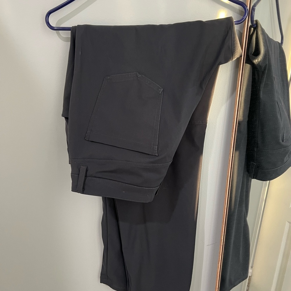 Black Pants with Pocket Detail